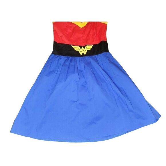 Ladies DC Comics Wonder Woman Cosplay Halloween Costume Dress Size XS PS SMALL - Picture 3 of 4